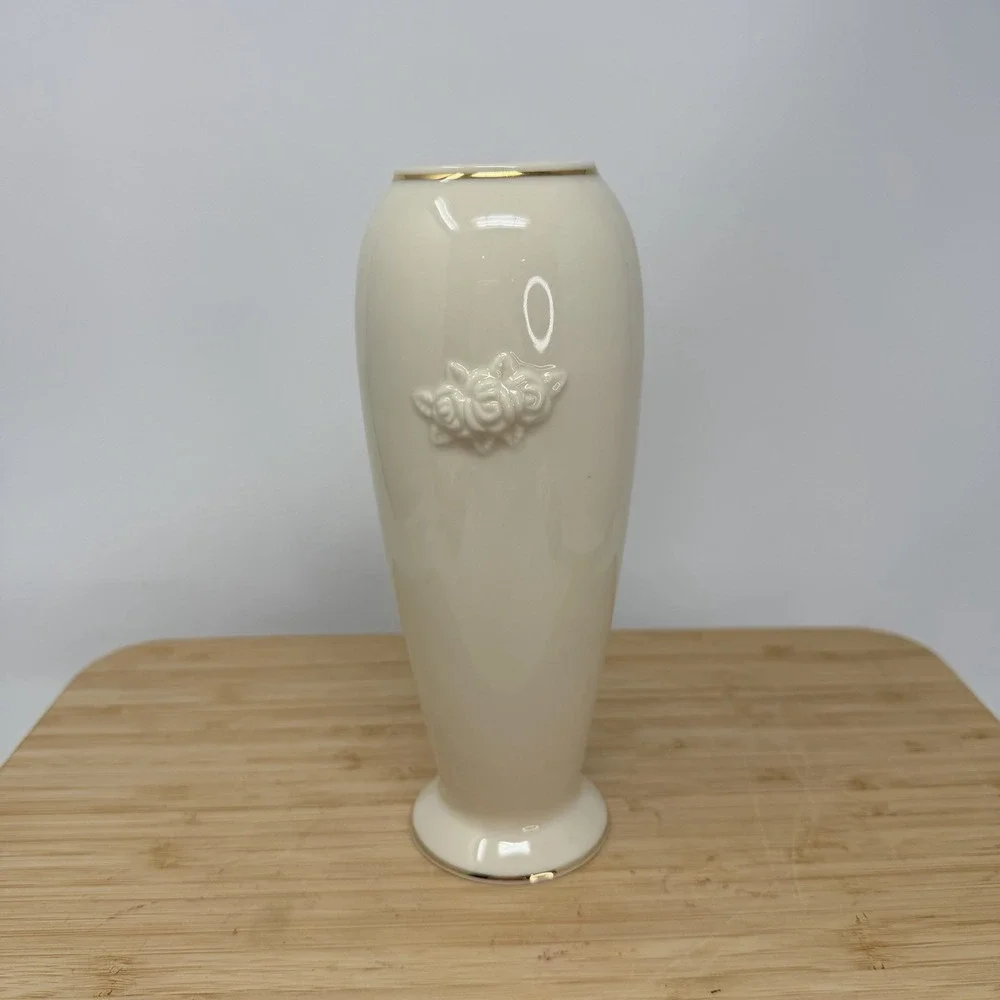 Vintage Lenox Rose Bud Vase Gold Trim 7.5" Cream Ivory Hand Crafted EUC - Picture 2 of 6